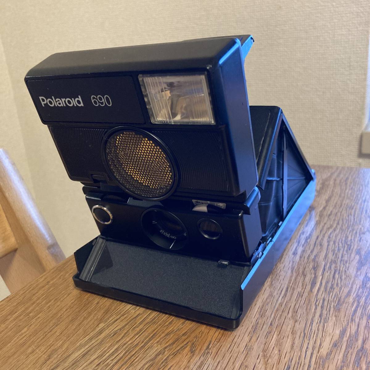 Polaroid SLR 690 ポラロイド690 インスタントカメラ ポラロイドカメラ