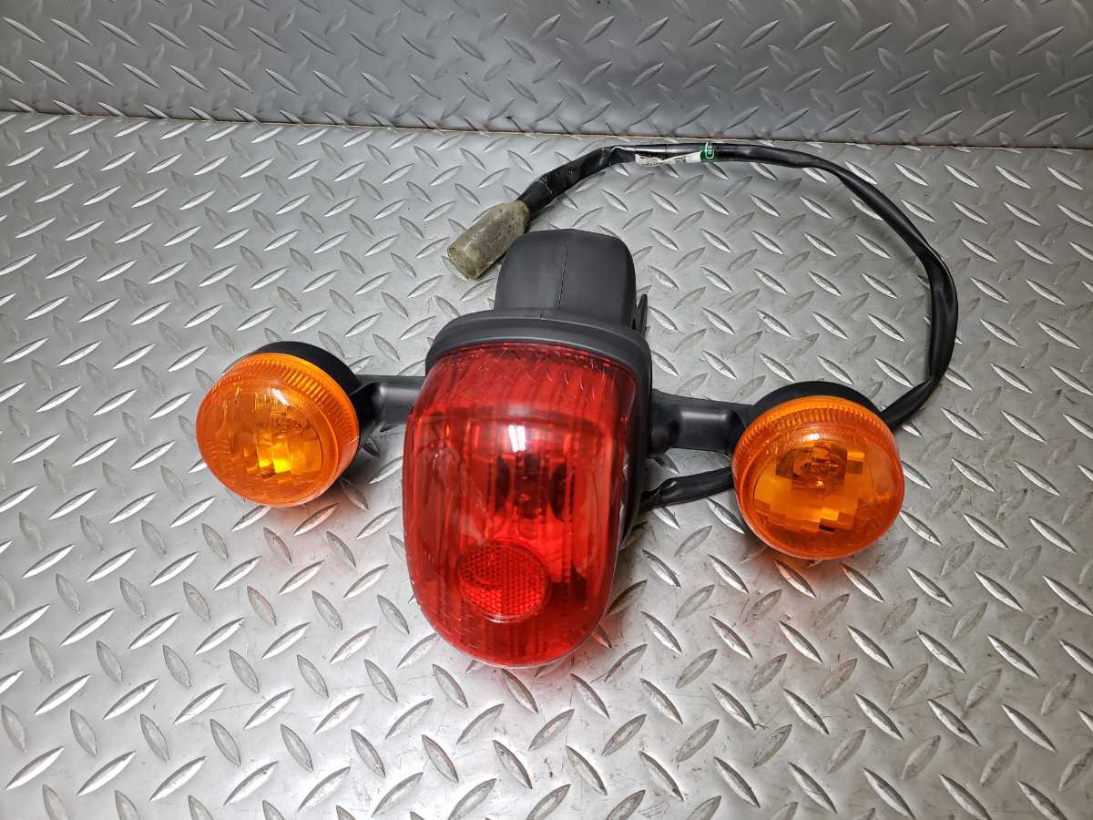  1180 スーパーカブ110 JA07 プロ テールランプ リアウインカー 左右 ステー カバー ホンダ(テールランプ)｜売買されたオークション情報、yahooの商品情報をアーカイブ公開 - オークファン ホンダ用