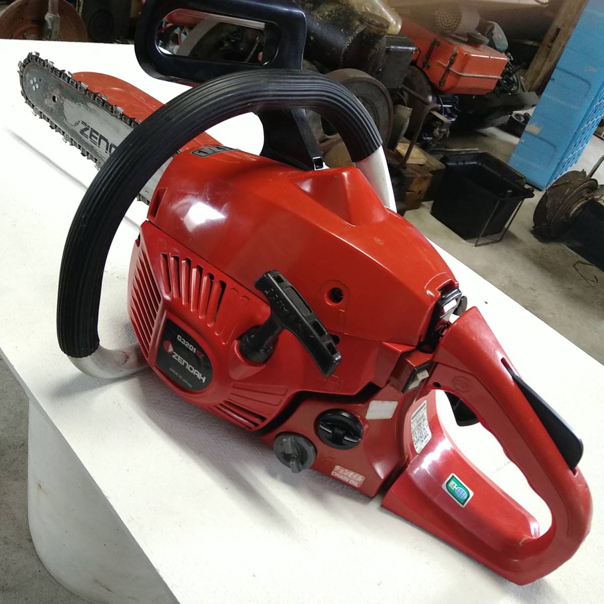  ハスクバーナ ゼノア チェンソー G3201EZ(チェーンソー)｜売買されたオークション情報、yahooの商品情報をアーカイブ公開 - オークファン 木工用