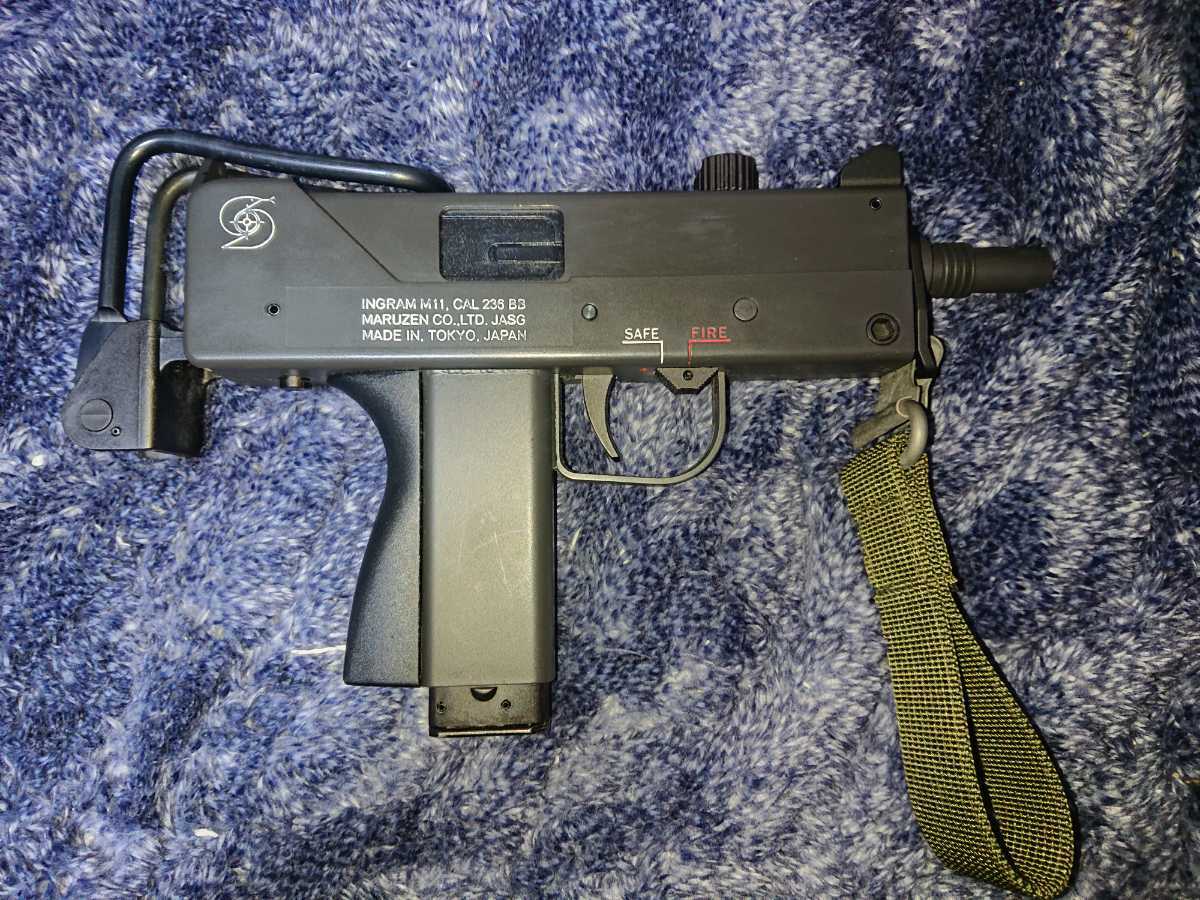 マルゼン イングラムM11 ガスブローバック ロングマガジン3本付き