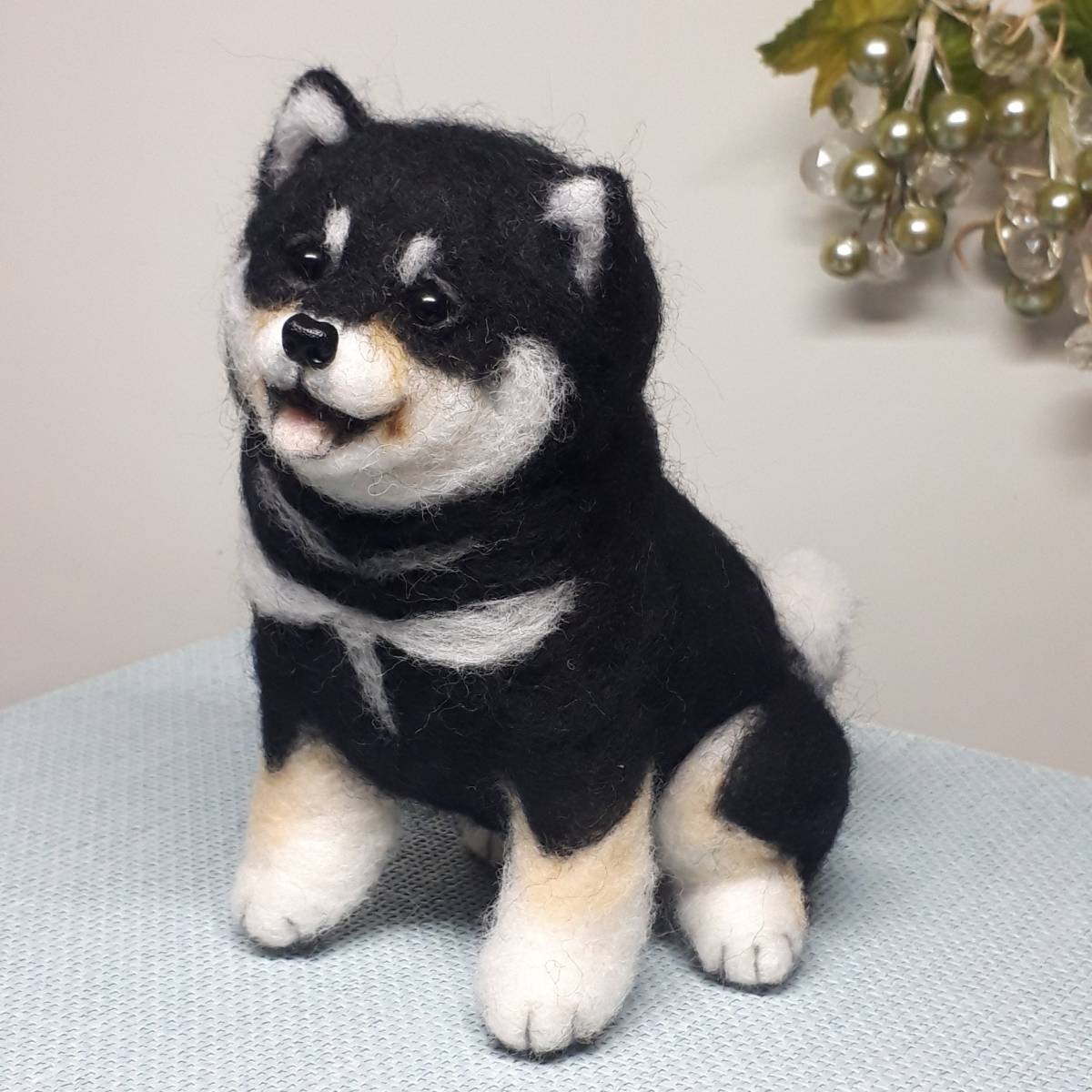 羊毛フェルト 犬 柴犬 黒柴 子犬 羊毛フェルト 売買されたオークション情報 Yahooの商品情報をアーカイブ公開 オークファン Aucfan Com