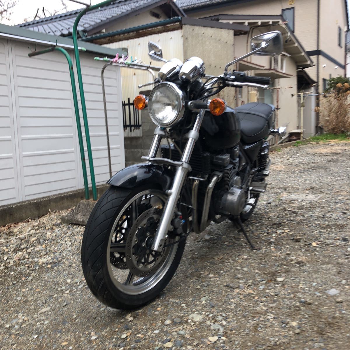ゼファー400 カワサキ 車検ほぼ2年付、傷多あり、錆あり、走行距離1万 