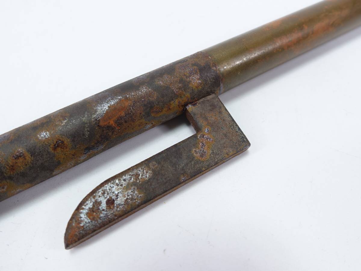 鉄製十手大小二本 長さ：31.5～38cm 重量：322～536g ○ 武具 十手術