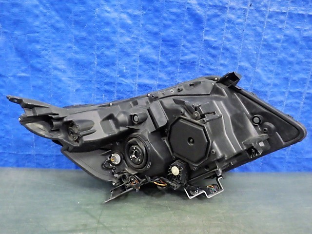 1178 ヴォクシー 80 前期 左ライト LED 28-229 81150-28D00 ZRR80G