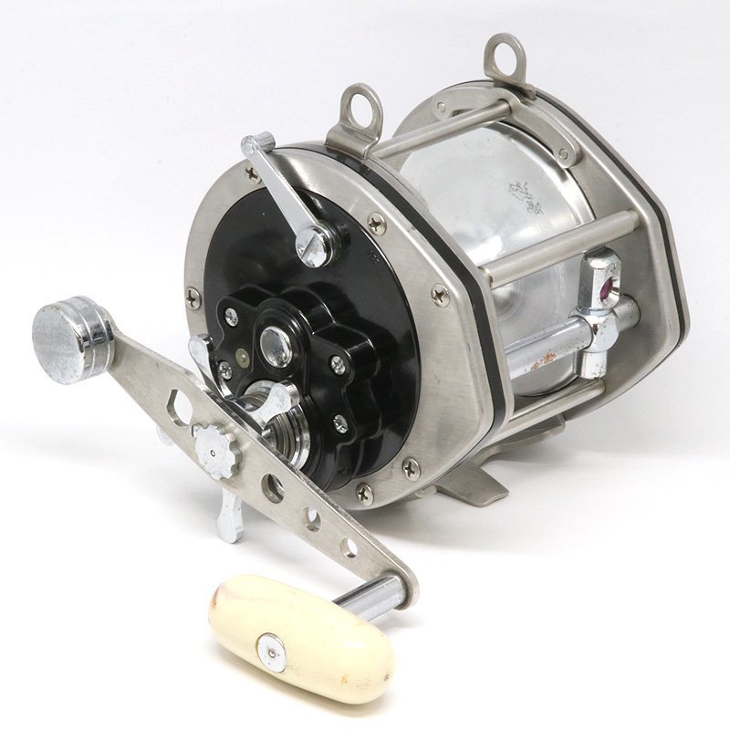 DAIWA Dynamic 5000D DAIWA INC スピニングリール Daiwa ダイワ dynamic ダイナミック 5000D リール （質屋 藤千商店