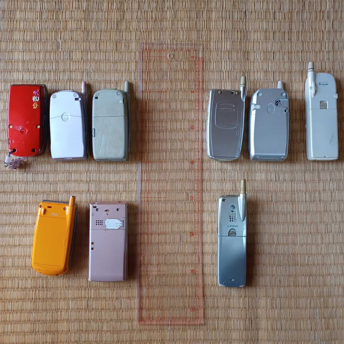 携帯電話 ガラケー ドコモ au j-phone デジタル FOMA 東芝 京セラ