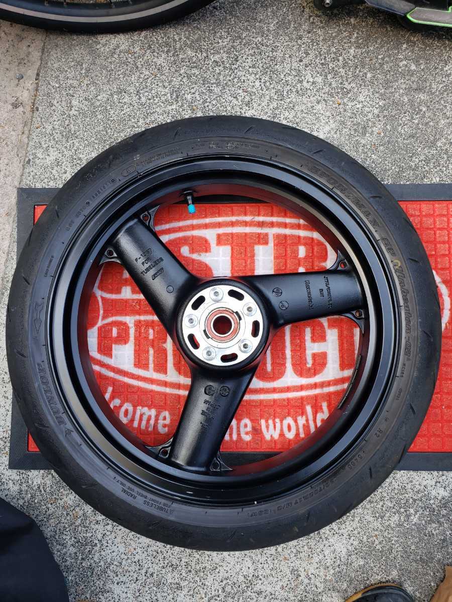 ZRX1200R ZRX1200S フロントホイール 120/70ZR17 ZRX1100 フロント