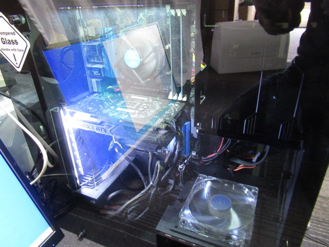 ■ゲーミングPC■IN-WIN Corei5/3.20GHz Win10Home/2TB/8GB(DDR3)/GeforceGTX1650搭載