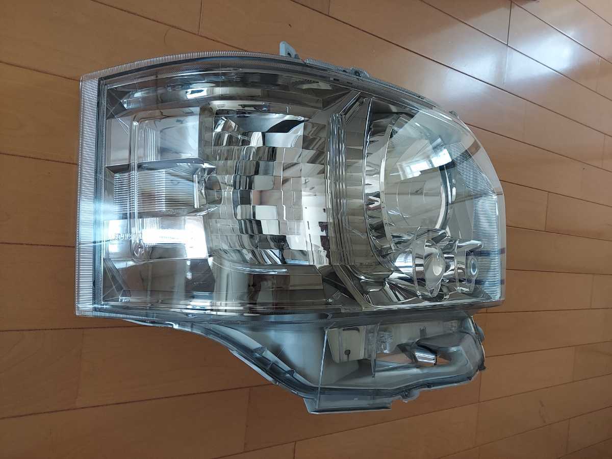 LEDヘッドライト ヘッドランプ 右 トヨタ ハイエース KOITO KDH TRH 