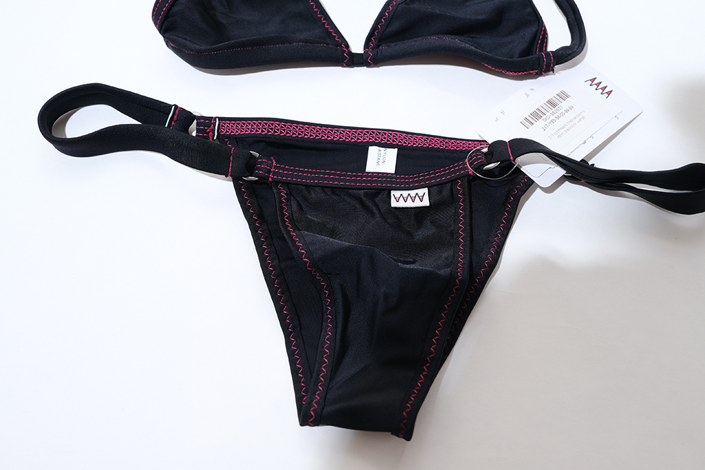 Wicked Weasel 黒マイクロビキニ エロ水着 コスプレ等(三角ビキニ 