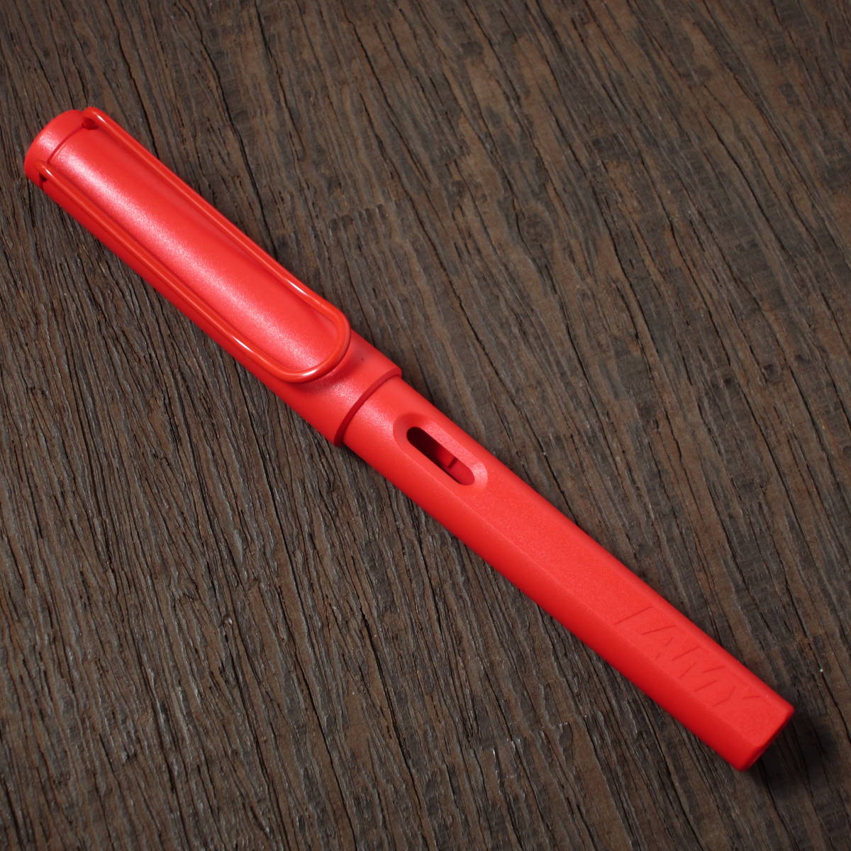 これが最後」LAMYラミー 万年筆サファリ ポケモン ピカチュウ 限定  