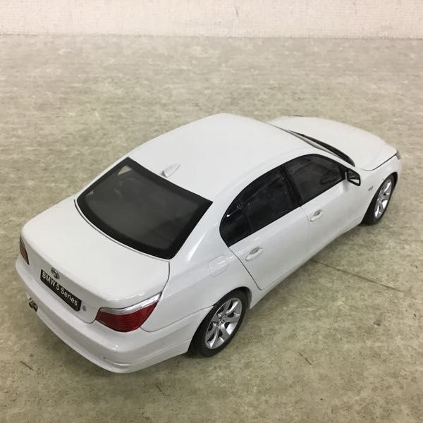 1円～ 破損 京商 1/18 BMW 545i セダン ホワイト BMW 京商 545i ブラック