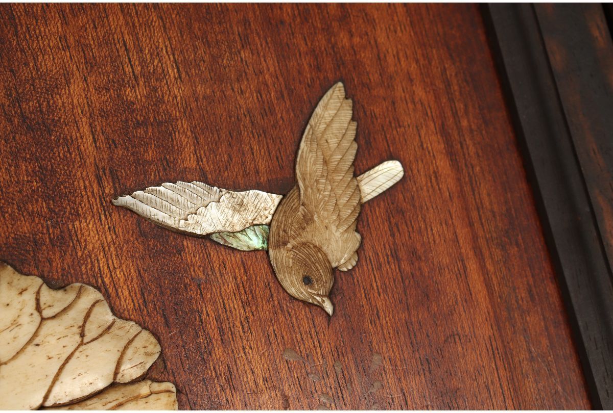 URA]黒柿材金蒔絵螺鈿骨細工花鳥図器局/64.3cm/4-4-177(検)骨董/中国