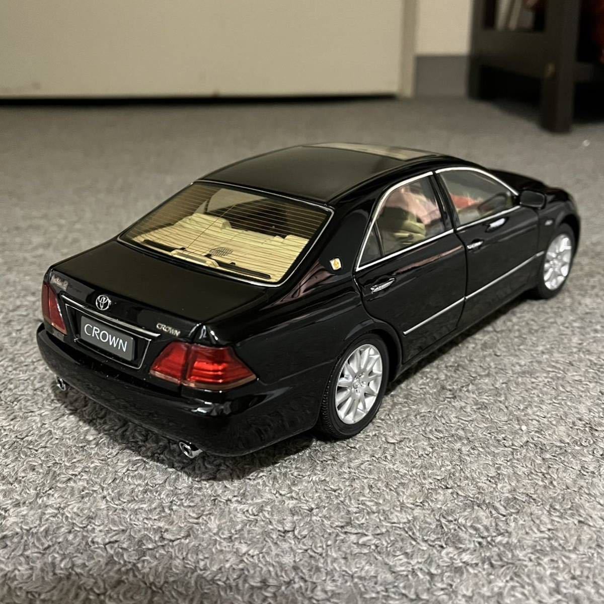1/18 トヨタクラウン ゼロクラ 皇冠 中国トヨタ 希少 黒(乗用車)｜売買 