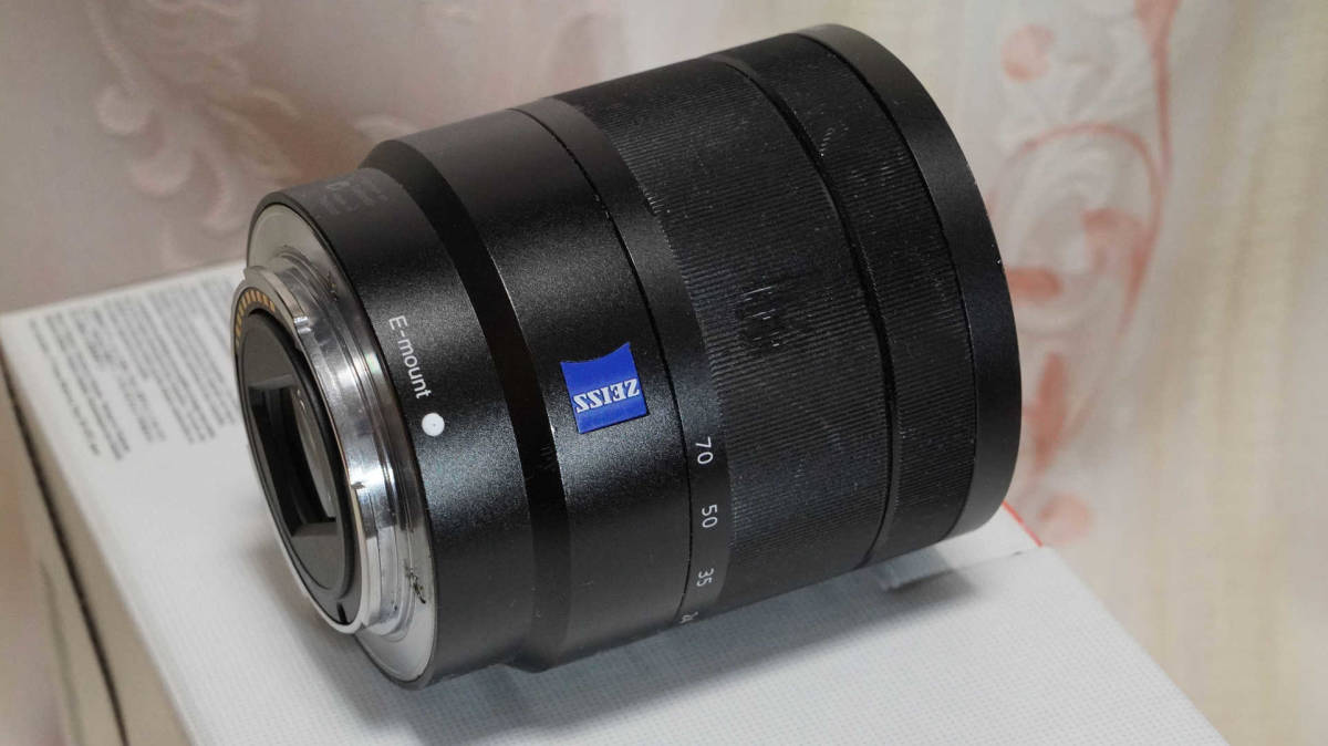 SONY E16-70mm F4 ZA OSS APS-Cズームレンズ（不具合あり） 【公式通販】