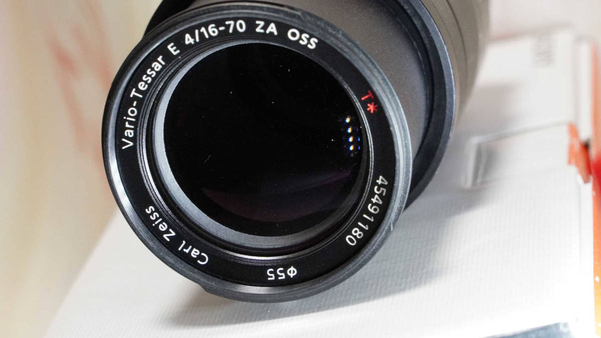 SONY E16-70mm F4 ZA OSS APS-Cズームレンズ（不具合あり） 【公式通販】
