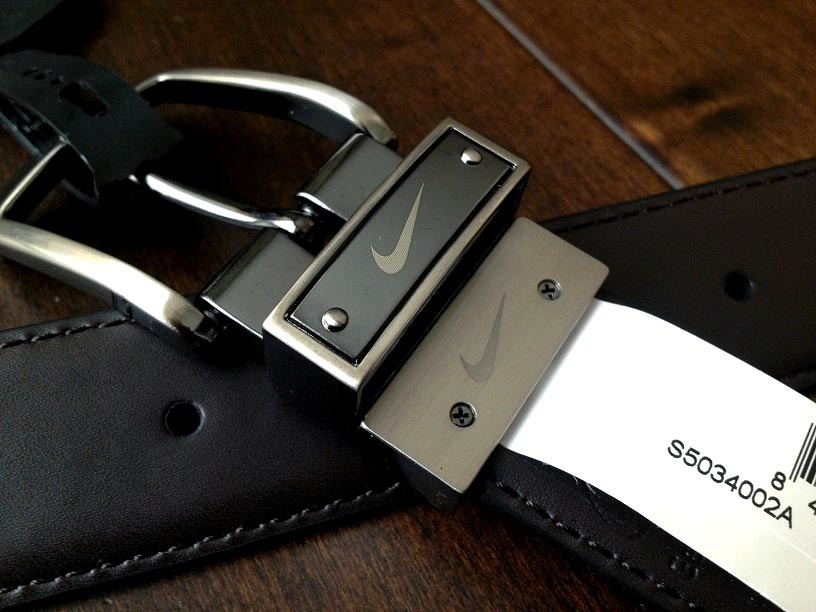 既決usa Nike ナイキ Nike ロゴ入リバーシブル本革ゴルフベルト Nike Men S Reversible Logo Golf Leather Belt 黒x茶 Us34 ベルト 売買されたオークション情報 Yahooの商品情報をアーカイブ公開 オークファン Aucfan Com