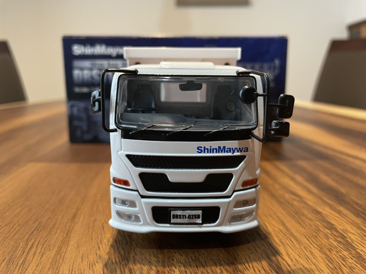 新明和工業 1/43 10トン リアダンプ DRS11-02SB ミニカー FUSO