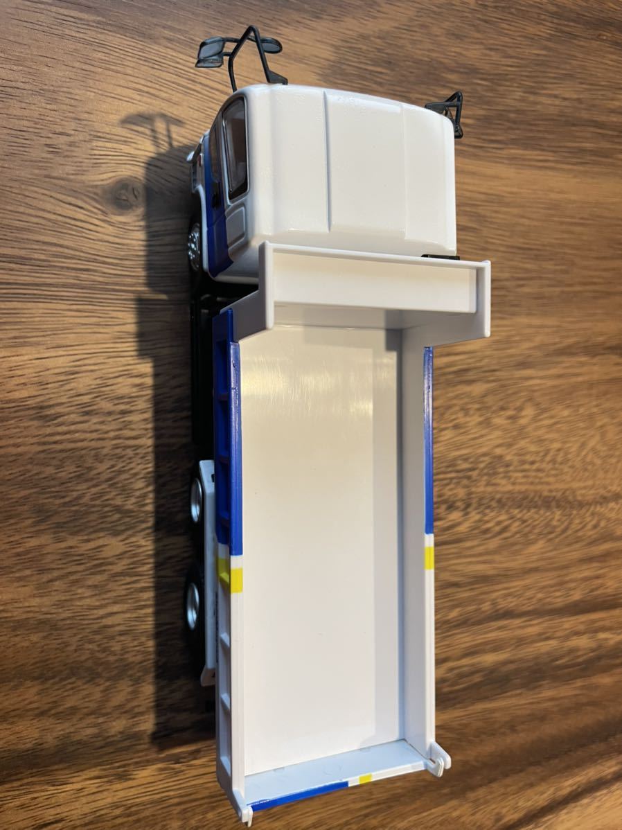 新明和工業 1/43 10トン リアダンプ DRS11-02SB ミニカー FUSO