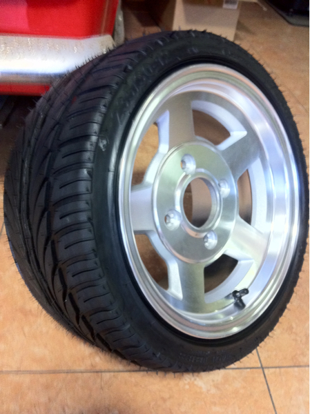 ズーマー　ジャイロ太足用　ホイール　235/30-12タイヤ ATV ホイール 7.5J 235/30-12 ワイド タイヤ ズーマー 太足(ホイール