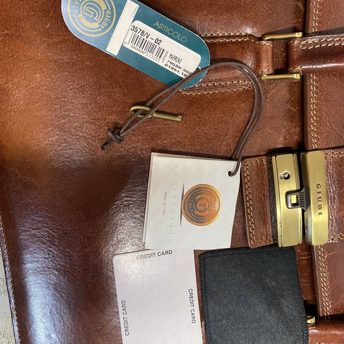 GIUDI /ジウディ]イタリア製 ビンテージ レザーバック ブリーフケース  