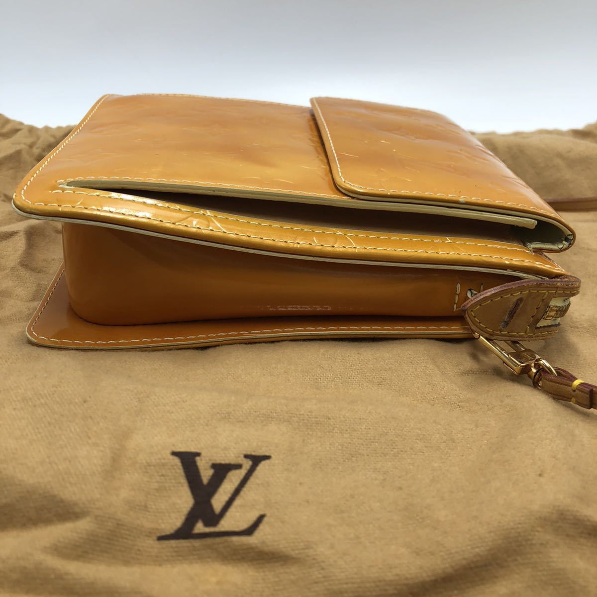 1円《極美品》 LOUIS VUITTON ヴェルニ モット ショルダーバッグ 