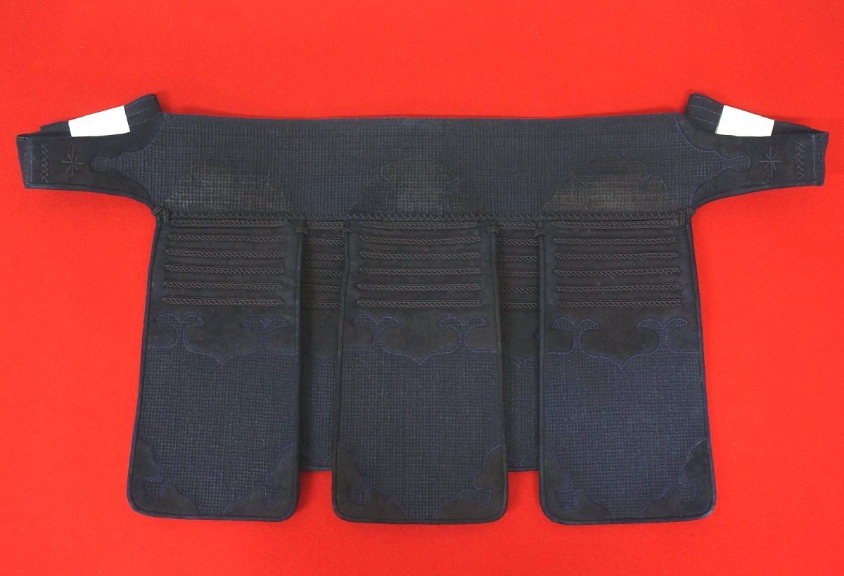 剣道 垂単品 s5321◇垂単品◇一般向け◇手刺1分◇7段飾◇紺鹿革◇刺し 