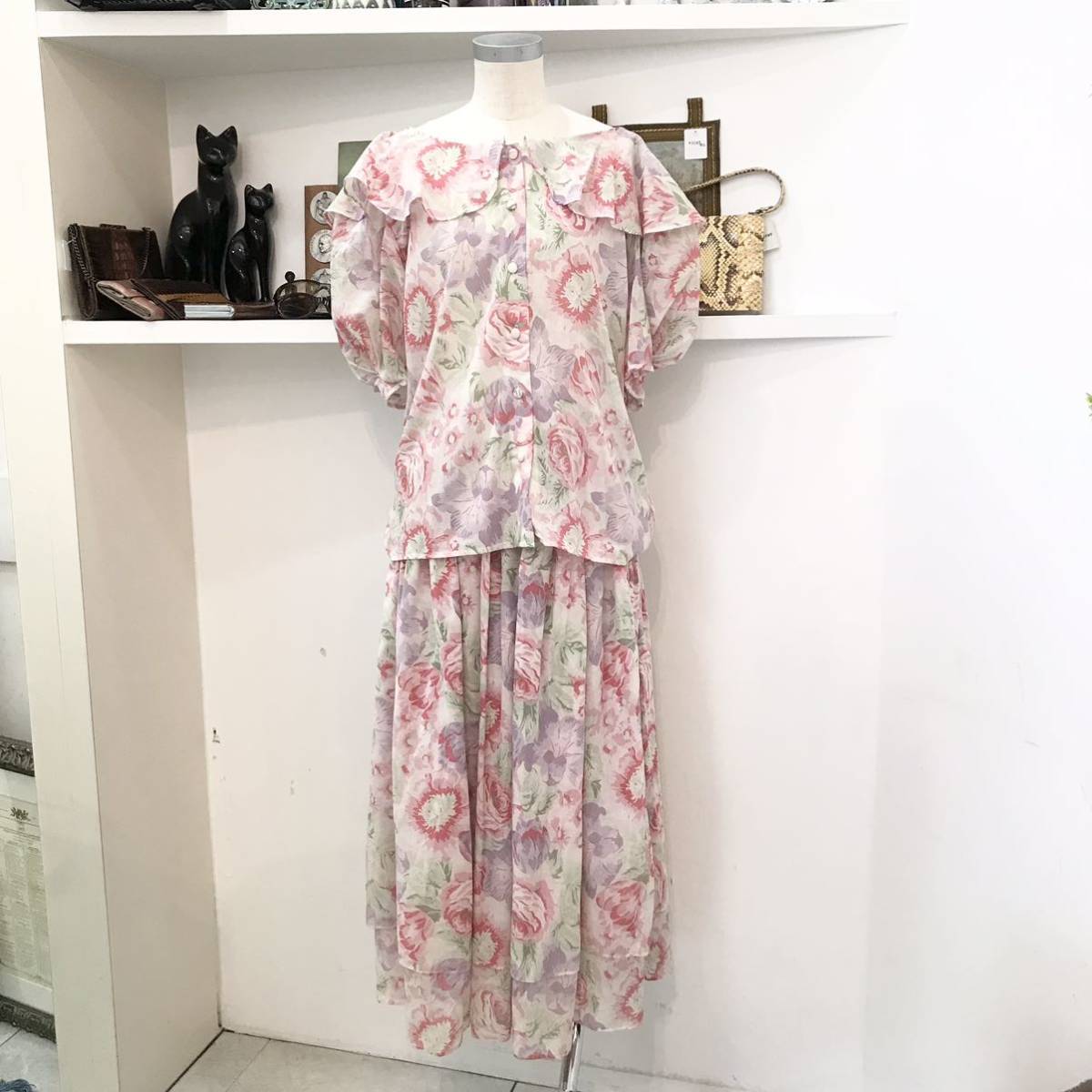 lauraashley/setup/flower/pink/shortsleeve/skirt/ローラアシュレイ/セットアップ/花柄/ピンク/半袖/スカート
