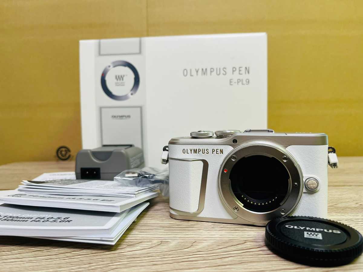 オリンパス OLYMPUS PEN E-PL9 BODY ホワイト ミラーレス一眼レフ 