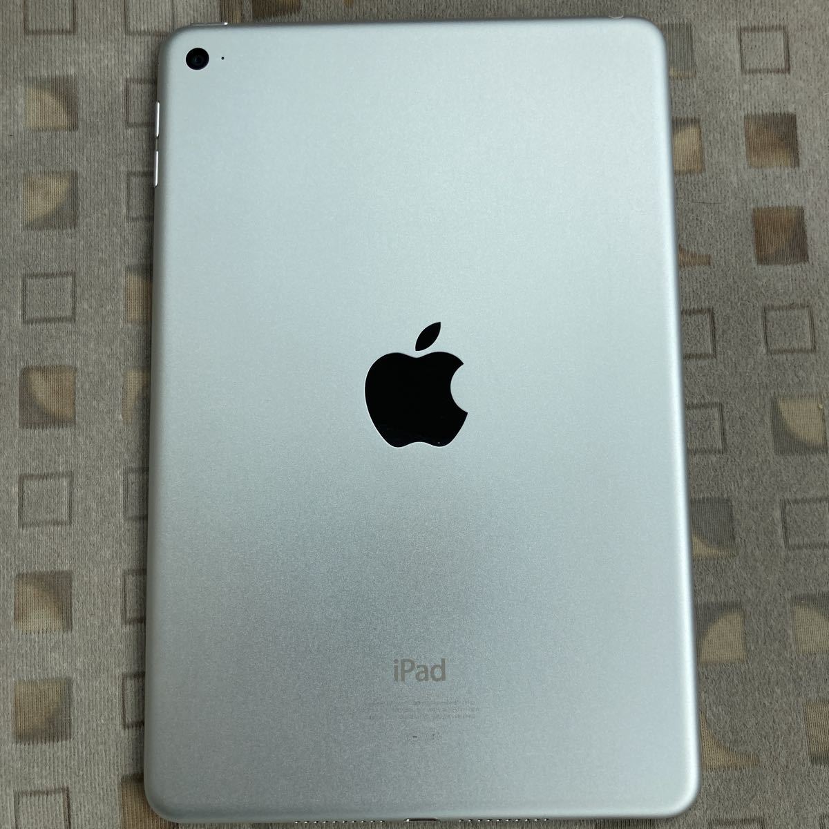 mini 16GB iPad Apple 0 Wi-Fiモデル 第4世代 Wi-Fi : 整備済み品