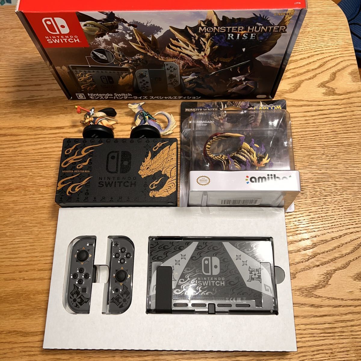 数量限定，大得価 amiibo 3体 ＋Nintendo Switch モンスターハンターライズ スペシャルエディション(ニンテンドースイッチ本体)｜売買されたオークション情報、yahooの商品情報をアーカイブ公開 - オークファン ニンテンドースイッチ本体