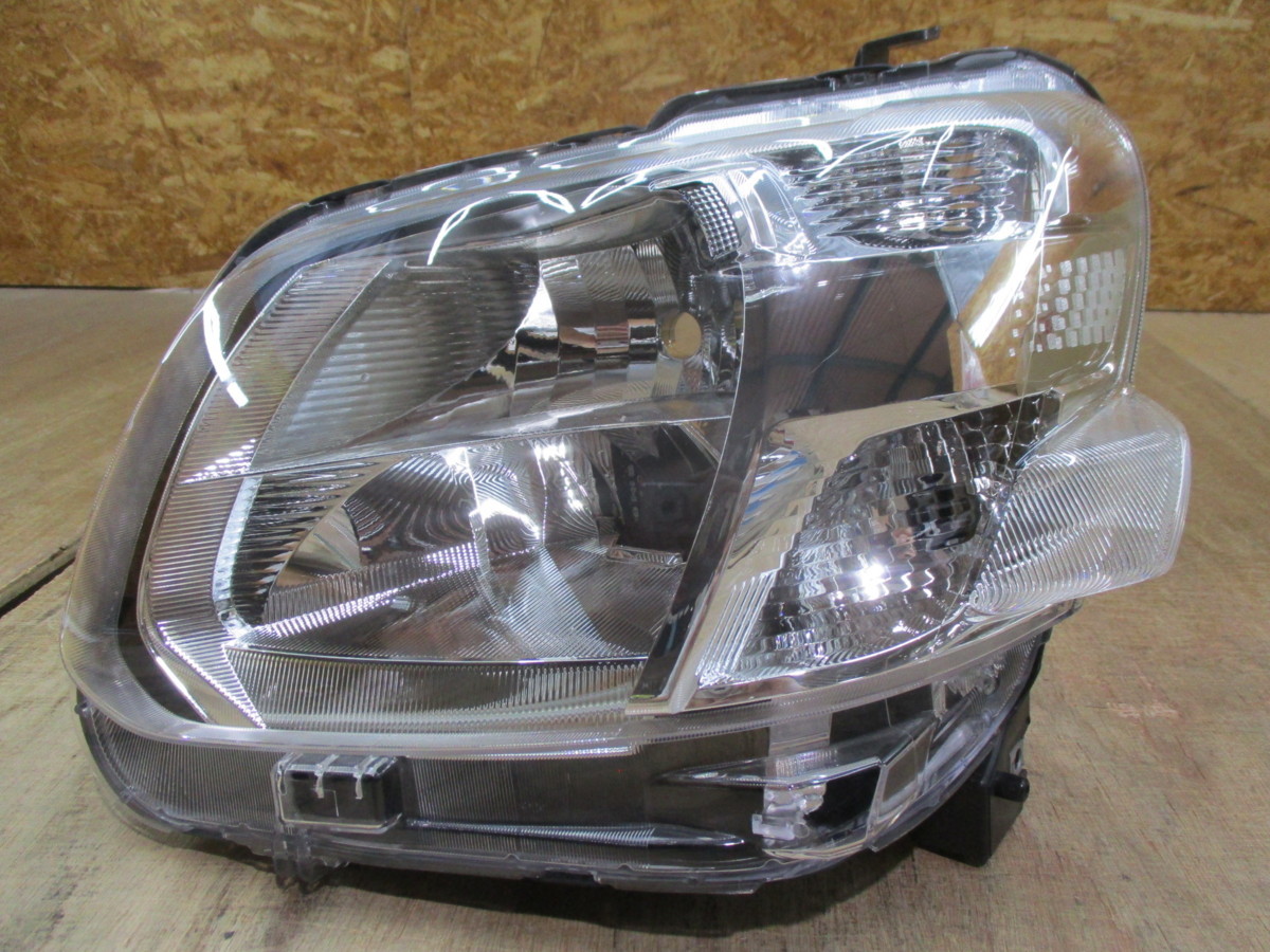 ダイハツタント左 ヘッドライトユニット 81185-B2030 即決 良品 タント