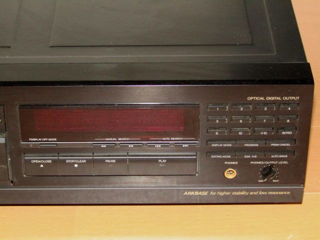 SALE，人気 ◆Victor/ビクター　CDプレーヤー/CDデッキ　XL-Z531　リモコン付◆