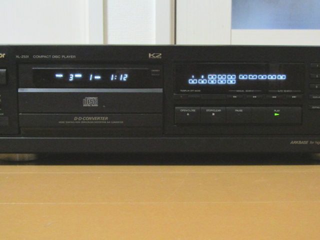 SALE，人気 ◆Victor/ビクター　CDプレーヤー/CDデッキ　XL-Z531　リモコン付◆