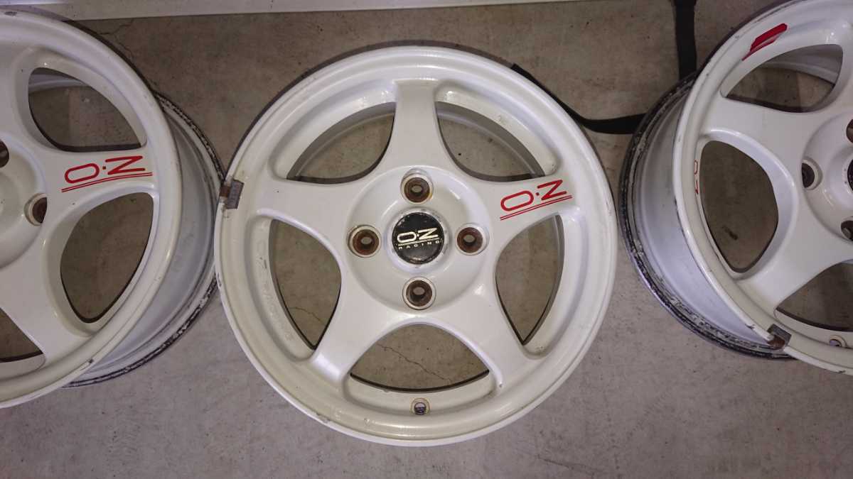 美品　15インチ　6J PCD114.3 三菱純正 OZレーシングホイール15インチ 6JJ off+46 pcd114.3 4本セット