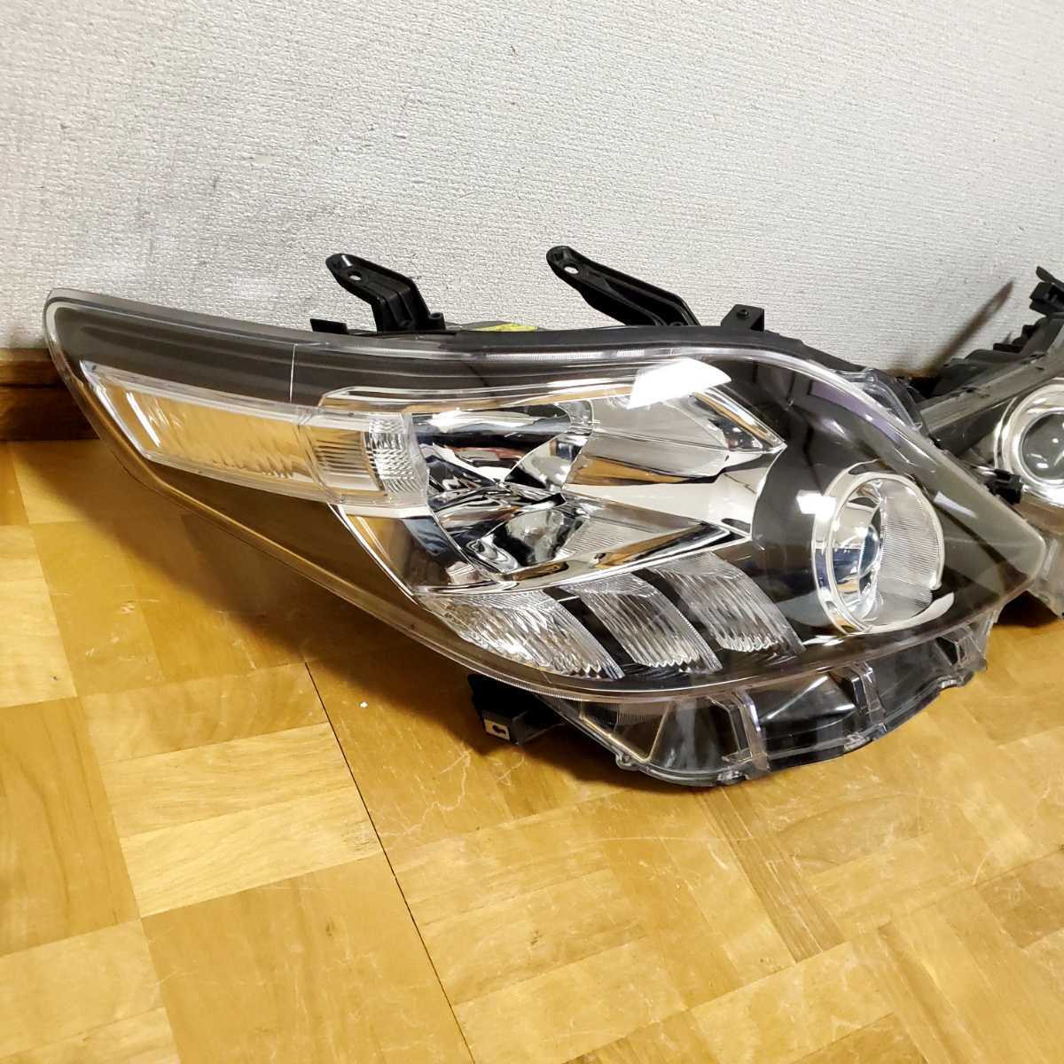 希少 20 アルファード 後期 純正 HID ヘッドライト 左右 AFS無し