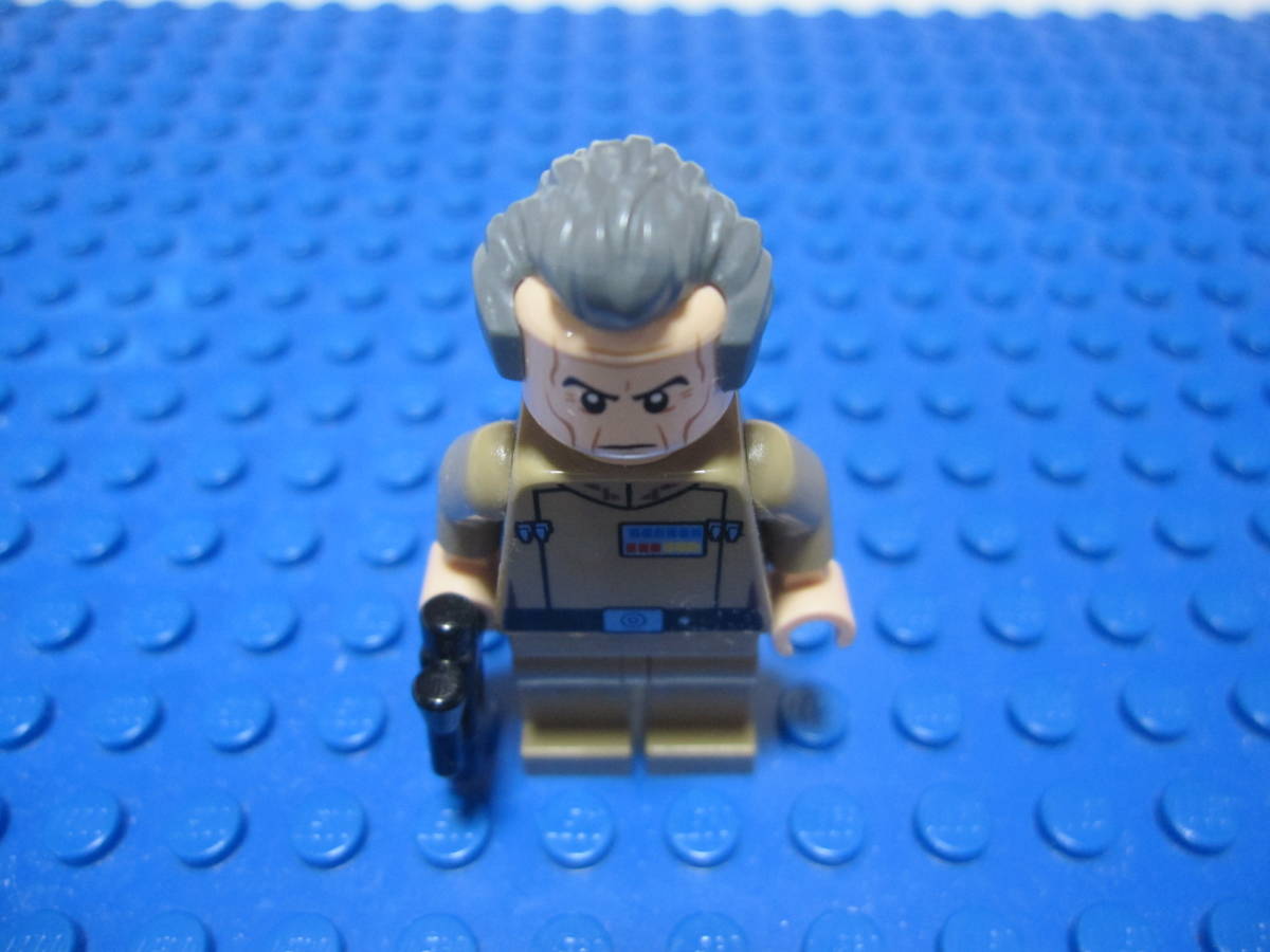 Lego レゴ スターウォーズ グランドモフ ウィルハフ ターキン 提督 反乱者たち 銀河帝国 ミニフィグ ミニフィギュア Star Wars Sw レゴ スター ウォーズ 売買されたオークション情報 Yahooの商品情報をアーカイブ公開 オークファン Aucfan Com