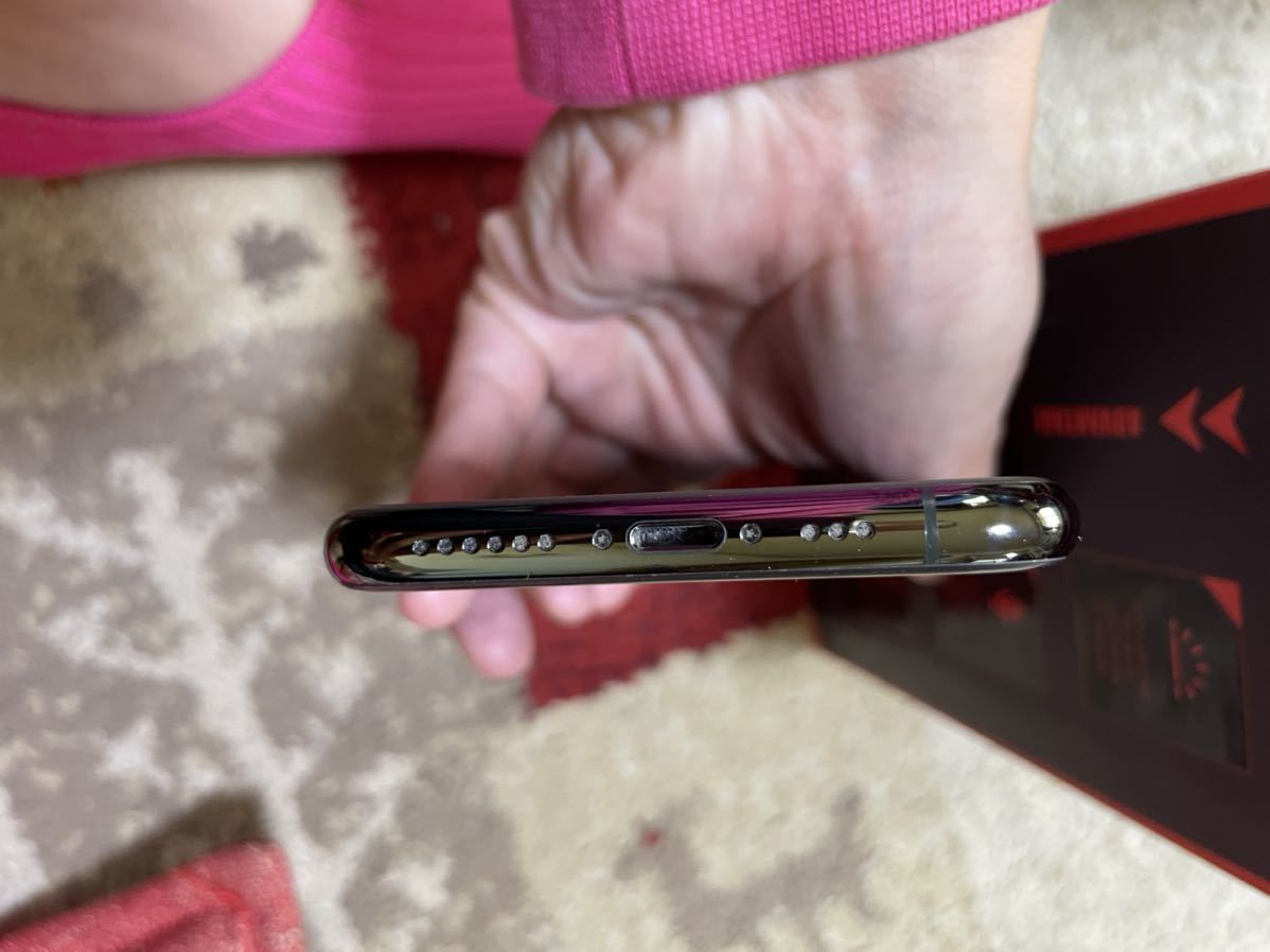 中古動作品 iphone 11 pro 256GB スペースグレー SIMフリー バッテリー