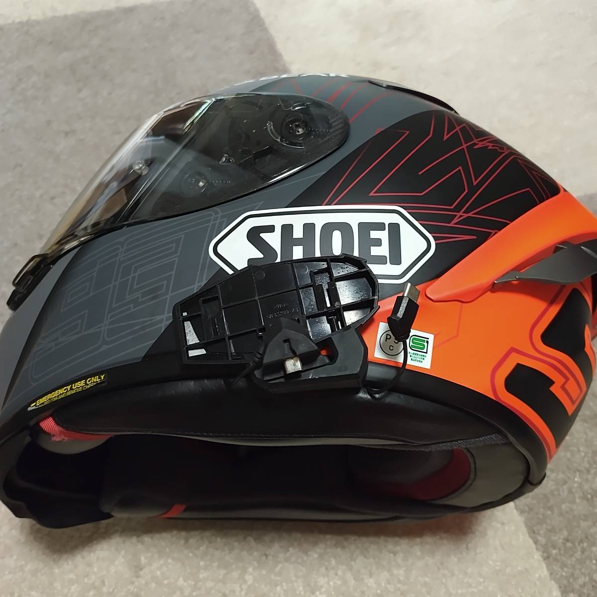 SHOEI ヘルメット X-Fourteen ビーコムの配線やマウントはついてます