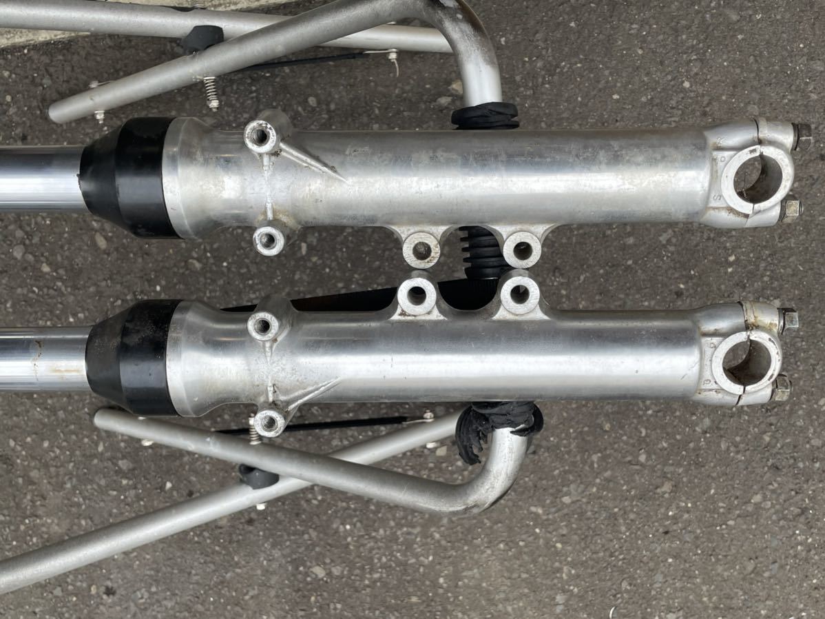 ★彡 マッハ ７５０ＳＳ・５００ＳＳ（Ｈ１Ｂ～Ｈ１Ｆ）用フロントフォーク純正中古 OH用 500SS H1 アウトスタンディングモーターサイクル｜マッハ 国内新規 フルノーマル｜SOLD H1B）フレアリングパイプの押し付けが