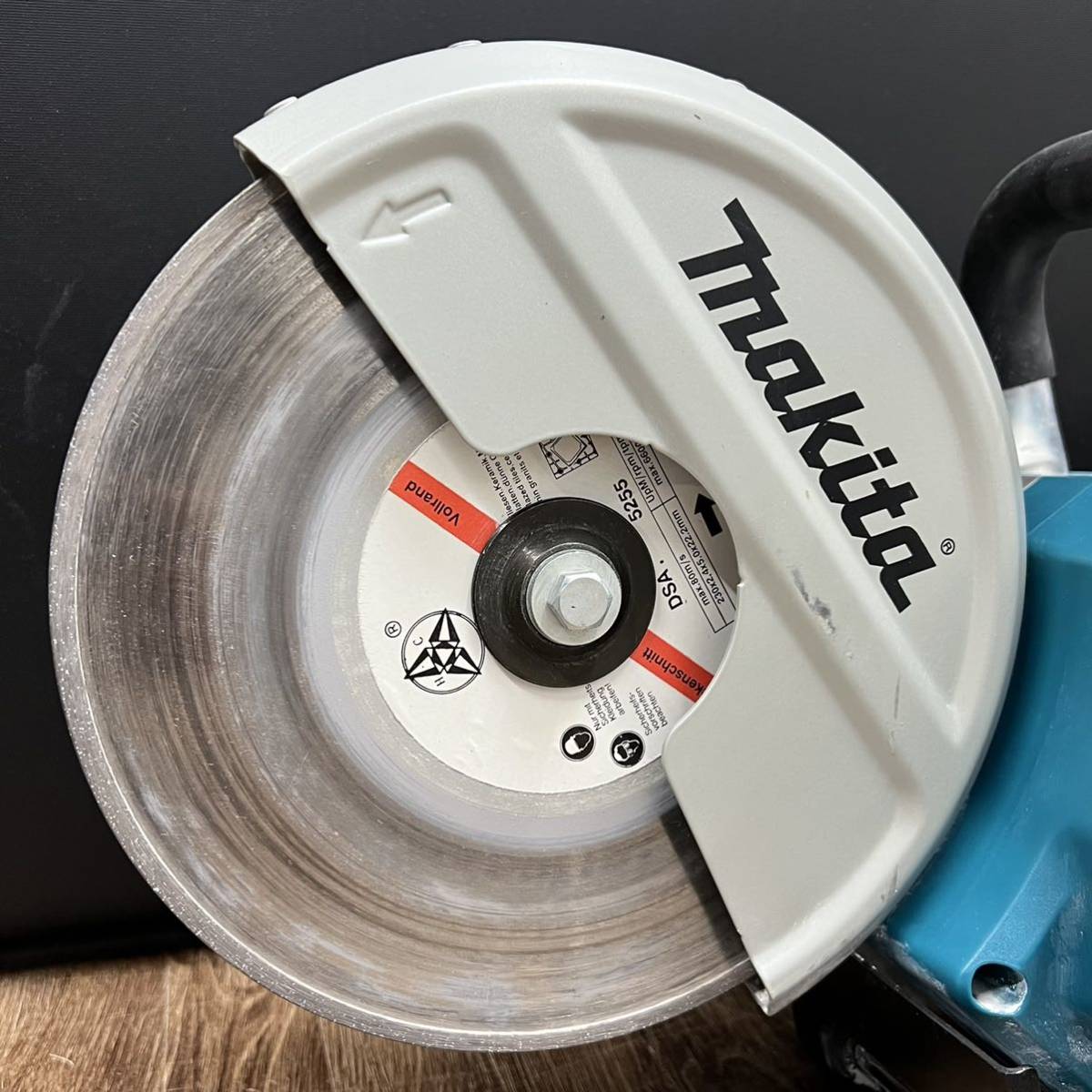 動作品/2020年製□makita マキタ 充電式パワーカッター 230mm CE090D 