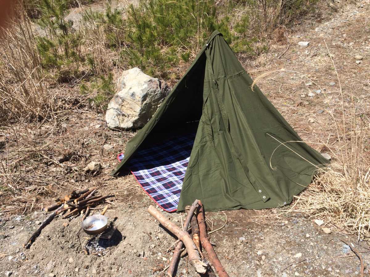 ポーランド軍 ポンチョ テント 軍幕 野営 ブッシュクラフト ビッグベア