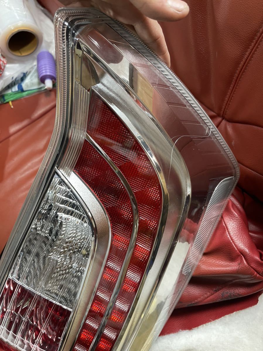 zvw30 30プリウス後期純正テール 激レア極美品寒冷地仕様！！！ LED