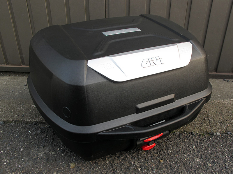 超激得，お買い得 GIVI リアボックス モノロック 43L E43NTLD インナーマット付き 品(トップケース)｜売買されたオークション情報、yahooの商品情報をアーカイブ公開 - オークファン トップケース