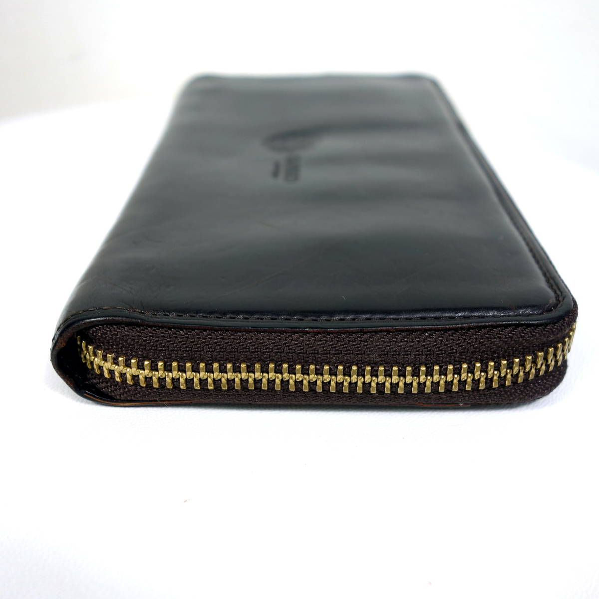 【良品】ガンゾ　GUD2 ジップウォレット　GANZO　黒紫 GANZO GUD2 ガンゾ 受注 渋カッコ良すぎ！手に吸い付くようなこの質感！一度味わったら 大丸東京店公式