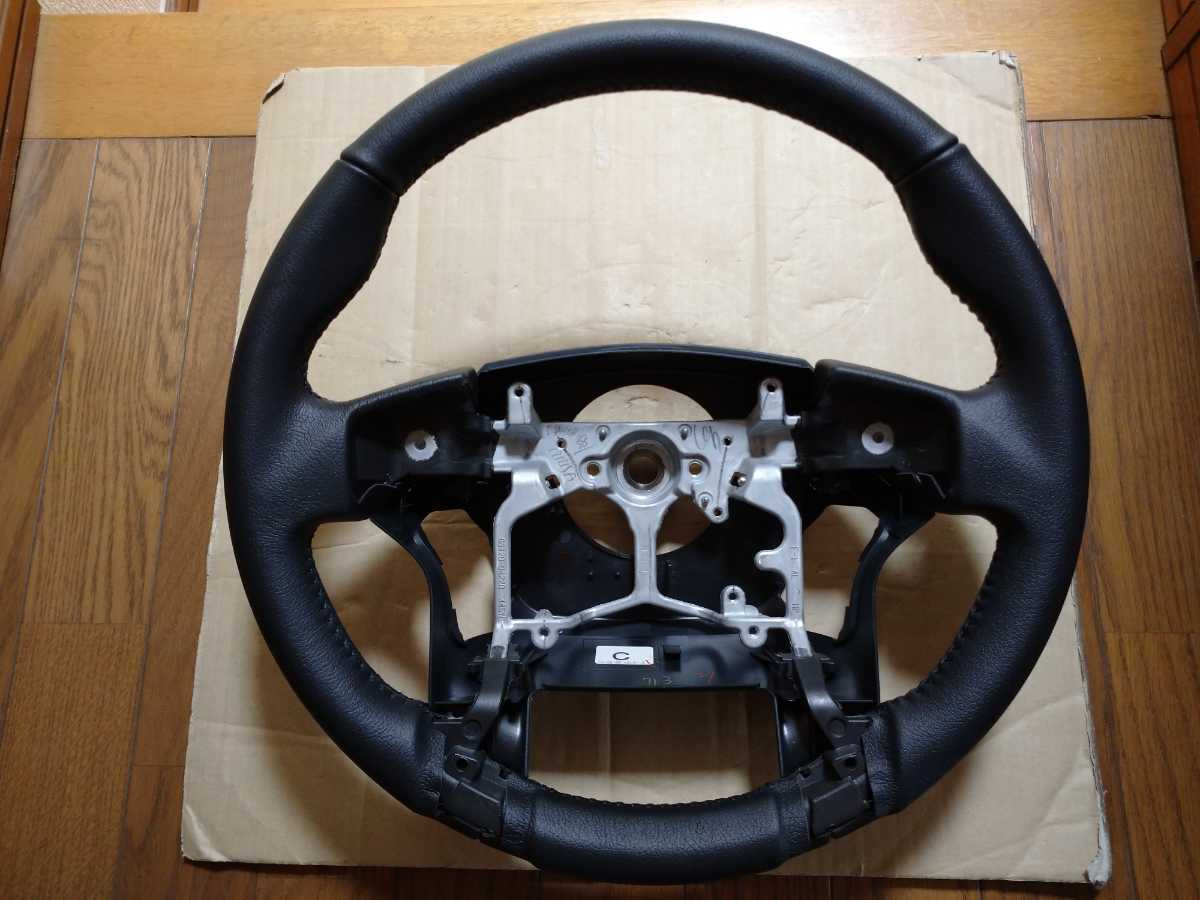 プラド150後期70周年　純正革巻きブラック内装　新車外し　ステアリング 新車外し☆ランクル150プラド中期純正本革ステアリングハンドル レザー