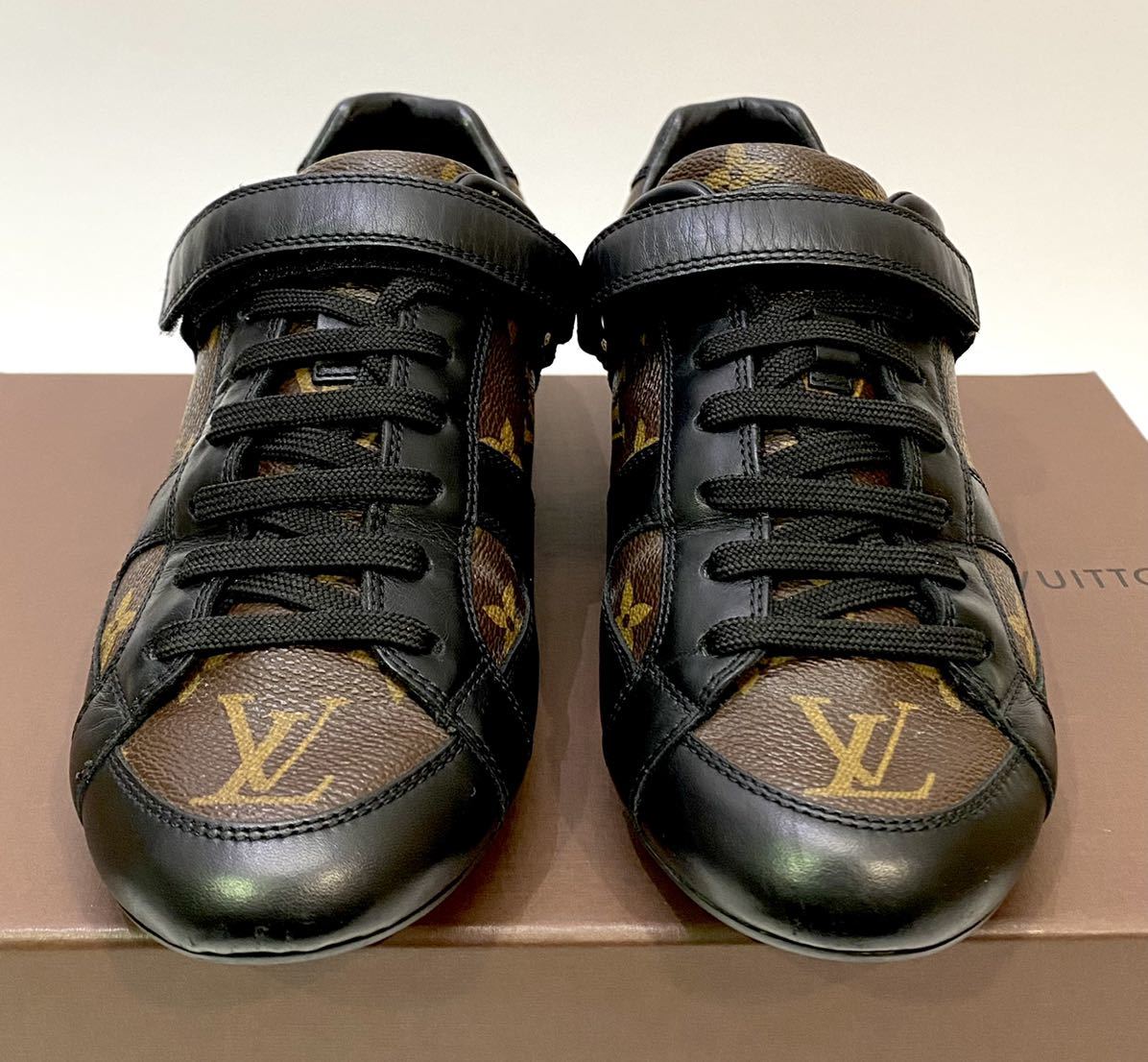 正規品 LOUIS VUITTON MENS ローカットスニーカーモノグラム マカサー 