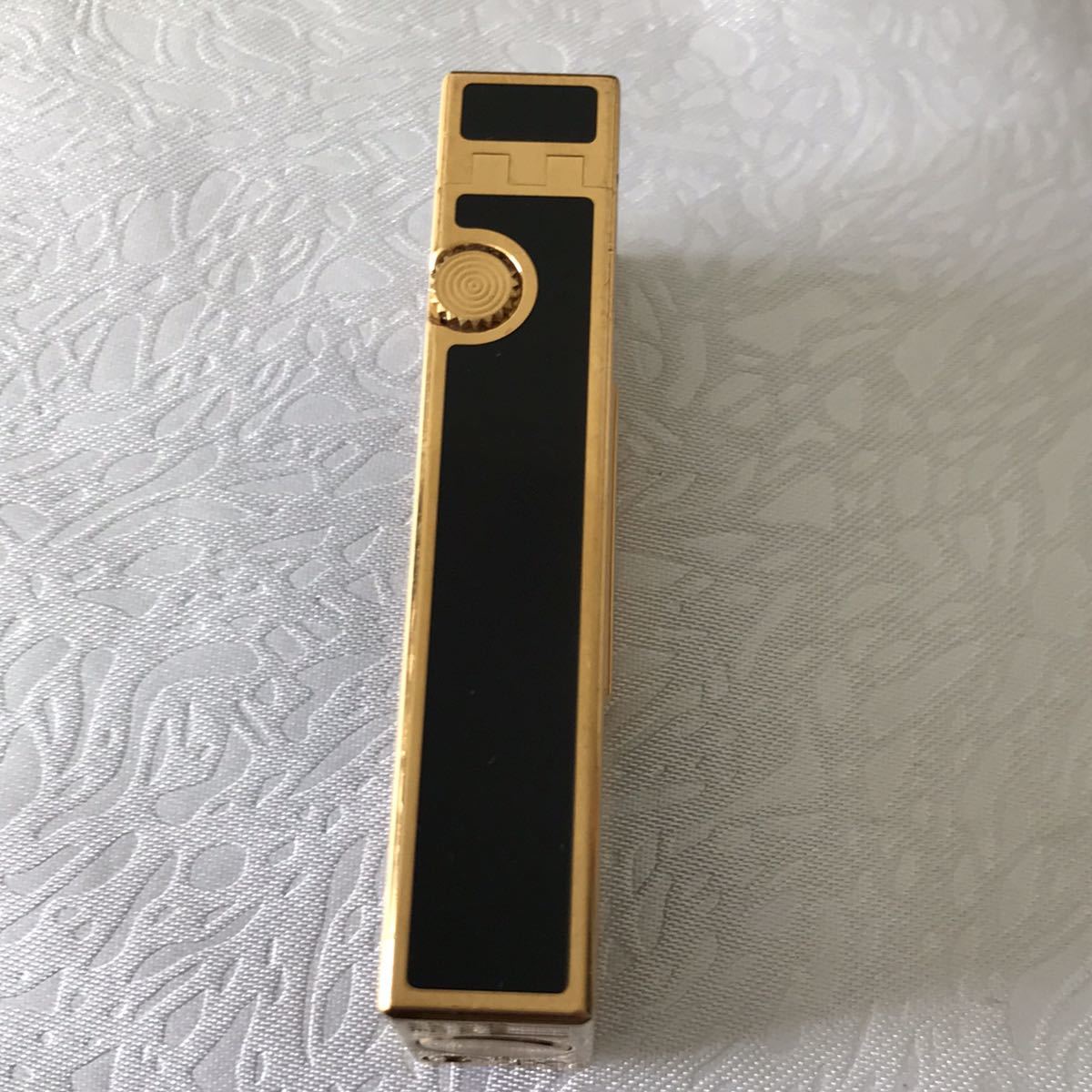 dunhill ダンヒル dマーク ブラック ゴールド ローラーガスライター 