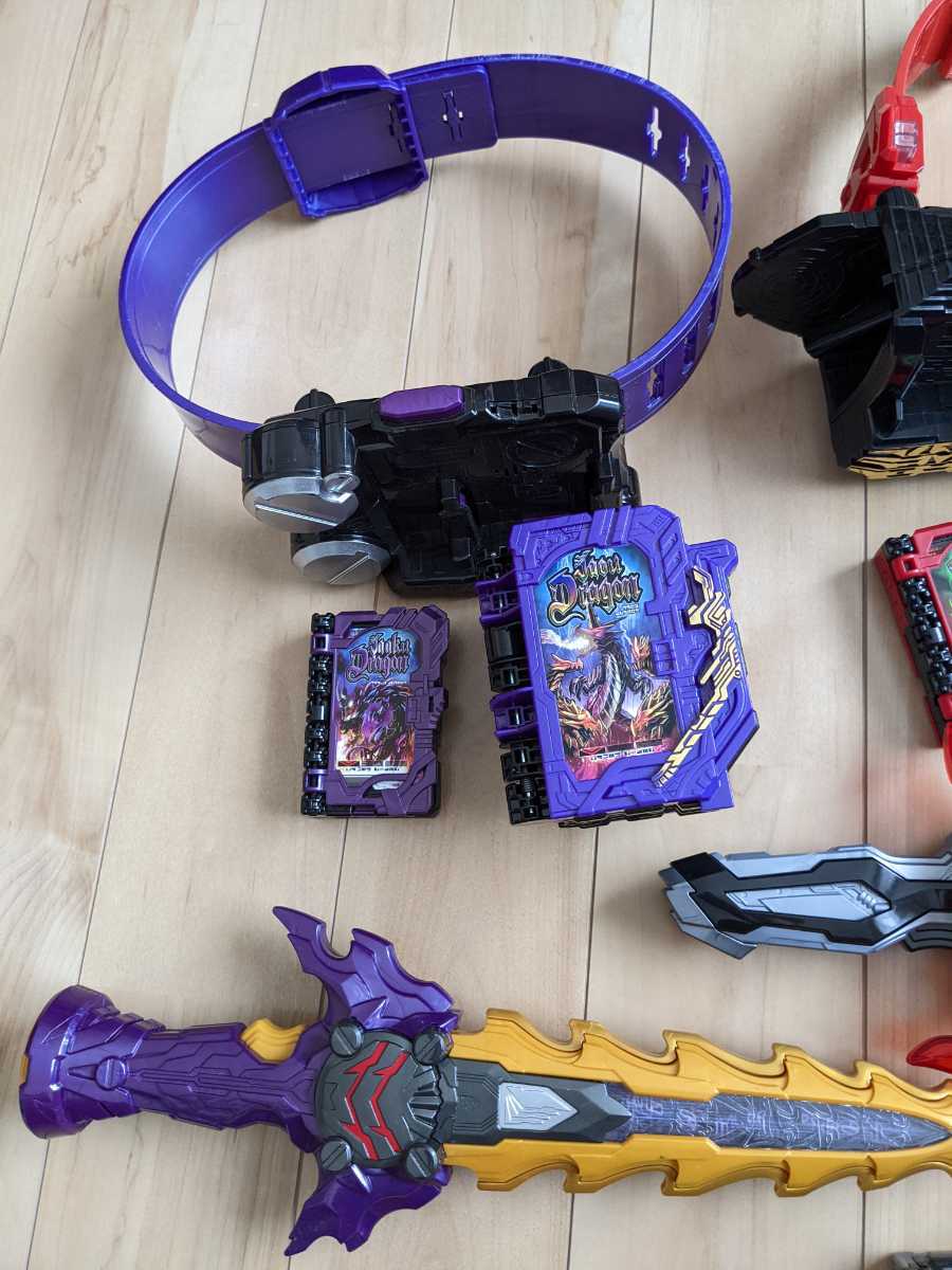 新しいブランド 仮面ライダーセイバー Dx聖剣ソードライバー 刃王剣クロスセイバー