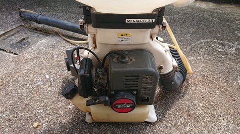 丸山 背負式 動力散布機 MDJ40G-23 .タンク容量20L 1kg剤 動力